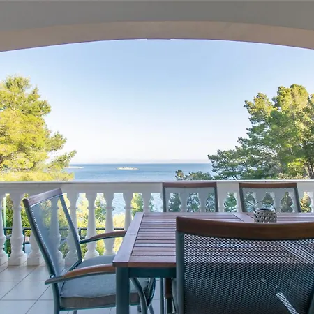 House Ivan יאנוב