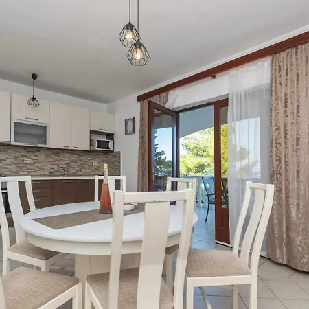 House Ivan בית נופש