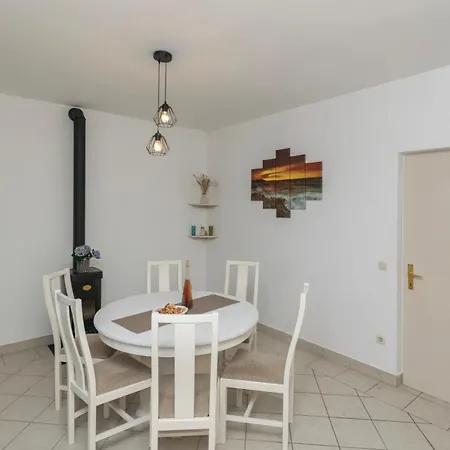 House Ivan Prigradica