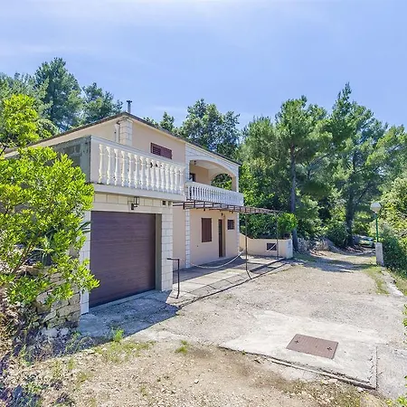 Ferienhaus House Ivan *